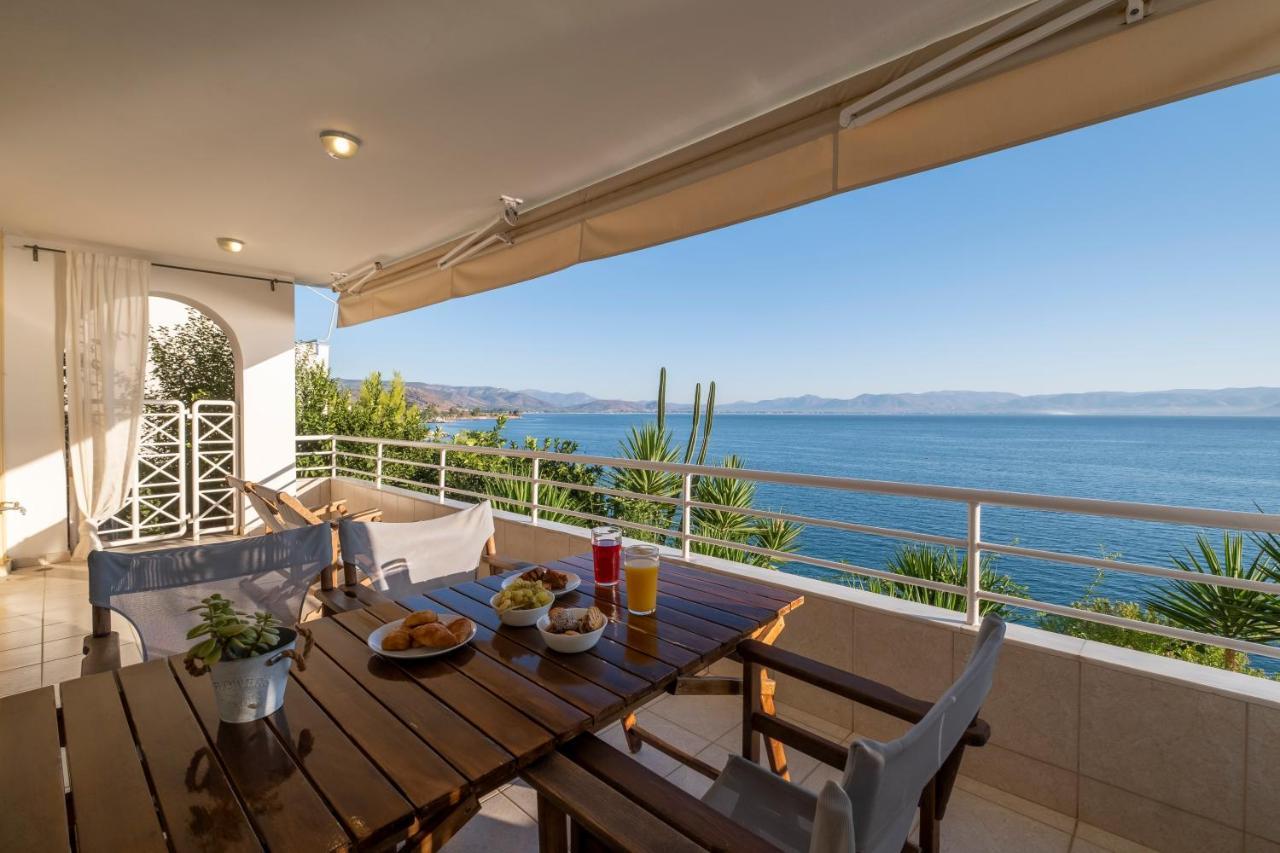Meli Apartments & Villas Kiveri Luaran gambar