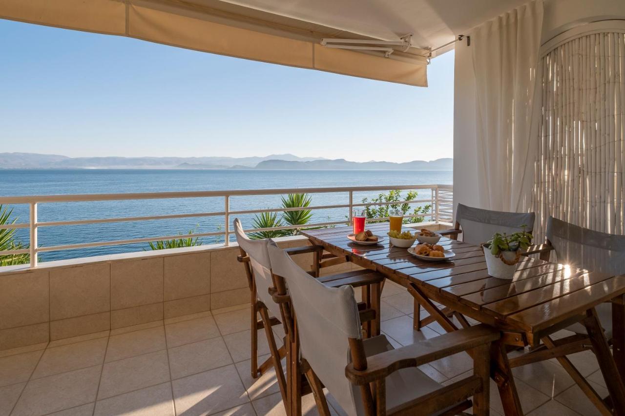 Meli Apartments & Villas Kiveri Luaran gambar