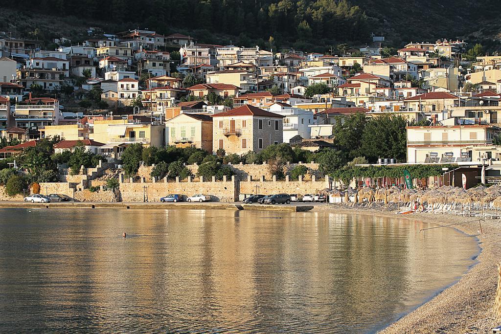 Meli Apartments & Villas Kiveri Luaran gambar