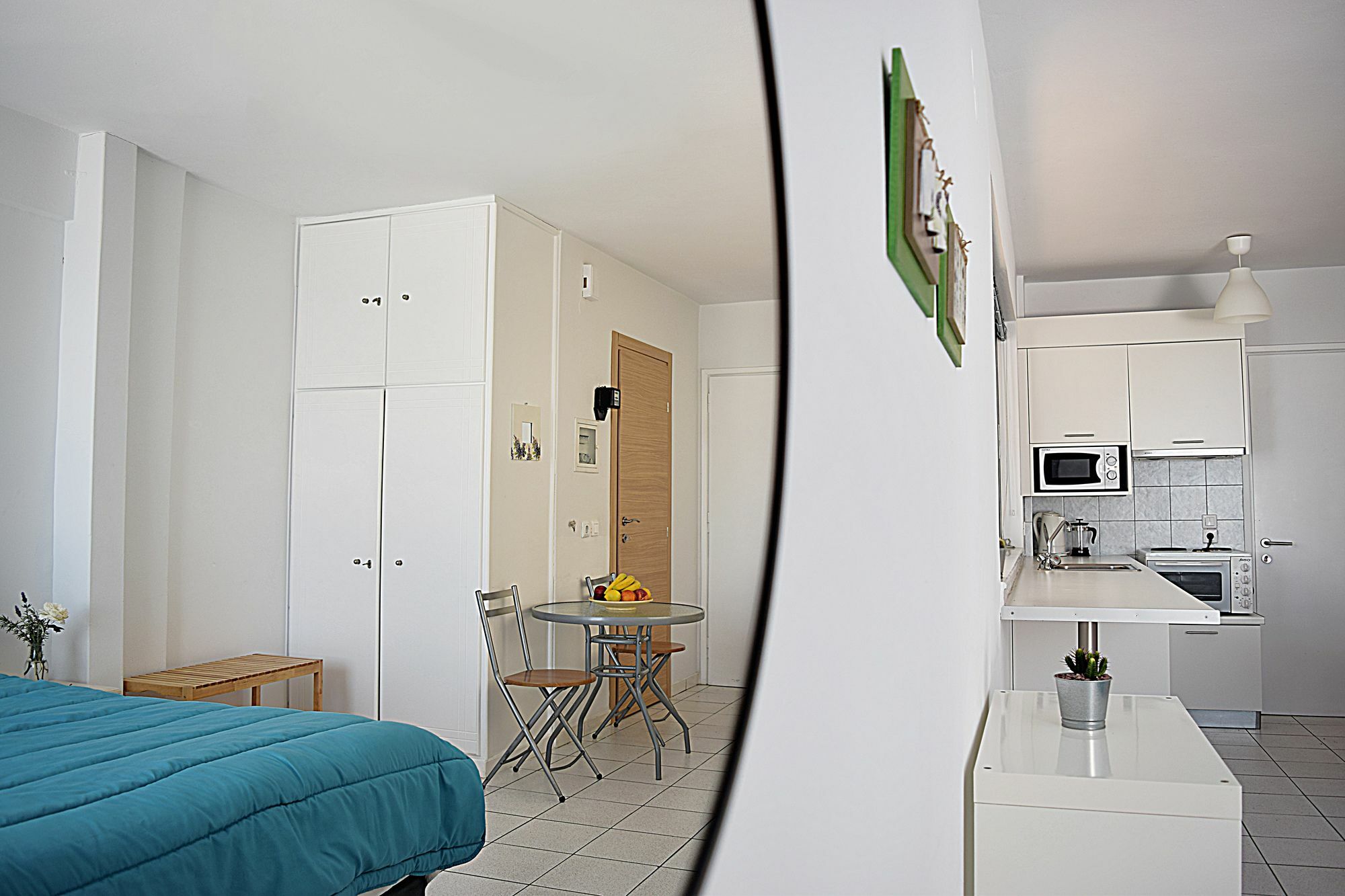 Meli Apartments & Villas Kiveri Luaran gambar